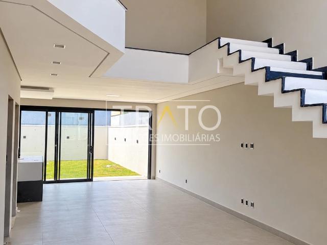Casa / Sobrado em Condomínio para Venda em Hortolândia/SP Parque Olívio Franceschini 4 Quartos