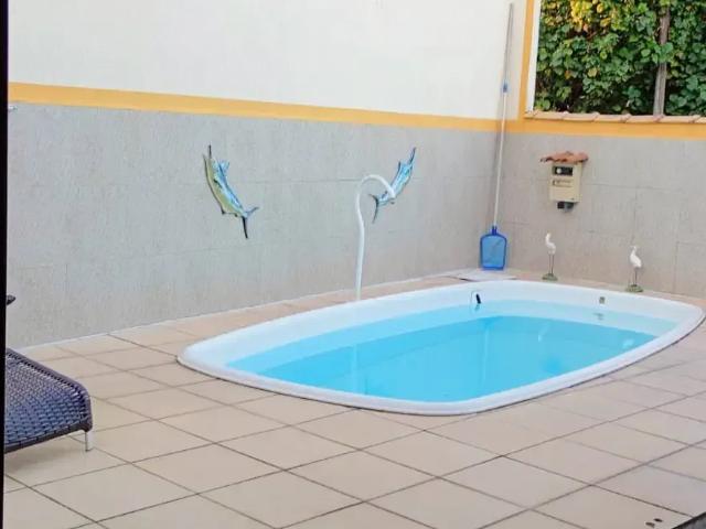 Casa / Sobrado em Condomínio para Locação em Itaboraí/RJ Ampliação 4 Quartos