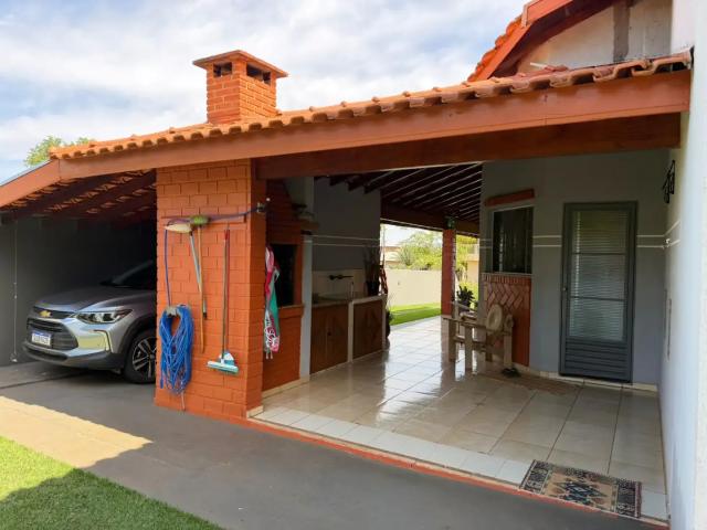 Casa / Sobrado em Condomínio para Venda em Itaí/SP Riviera de Santa Cristina III 3 Quartos