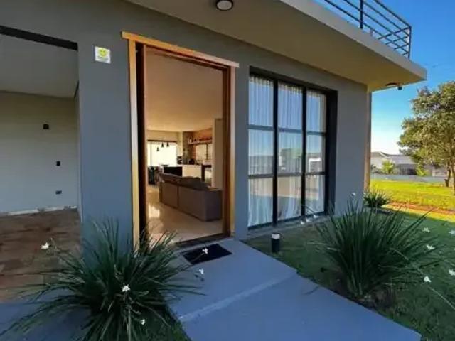 Casa / Sobrado em Condomínio para Venda em Itaí/SP Riviera de Santa Cristina III 3 Quartos
