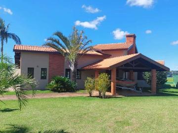 Casa / Sobrado em Condomínio para Venda em Itaí/SP Riviera de Santa Cristina 4 Quartos