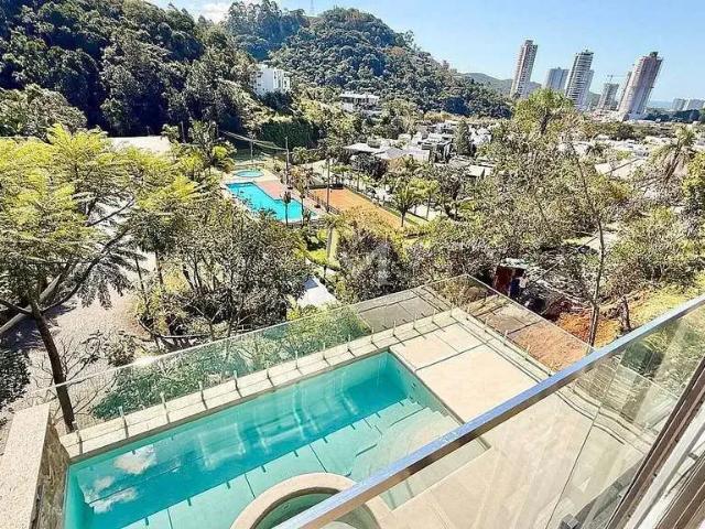 Casa / Sobrado em Condomínio para Venda em Itajaí/SC Balneário Santa Clara 5 Quartos