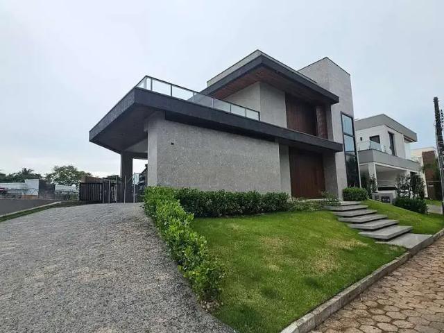 Casa / Sobrado em Condomínio para Venda em Itajaí/SC Dom Bosco 4 Quartos