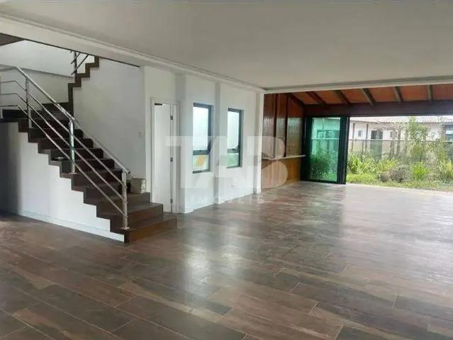 Casa / Sobrado em Condomínio para Venda em Itajaí/SC Ressacada 3 Quartos