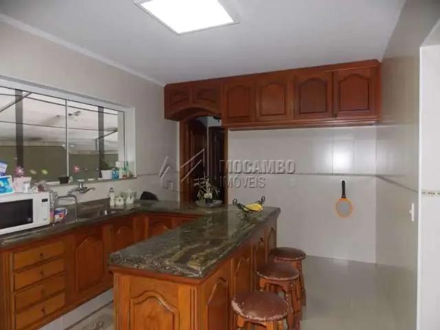 Casa / Sobrado em Condomínio para Venda em Itatiba/SP Bairro do Engenho 4 Quartos