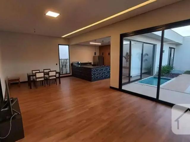 Casa / Sobrado em Condomínio para Venda em Itatiba/SP Bairro da Posse 3 Quartos