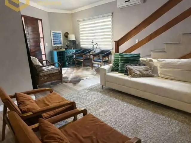 Casa / Sobrado em Condomínio para Venda em Itatiba/SP Parque das Laranjeiras 3 Quartos