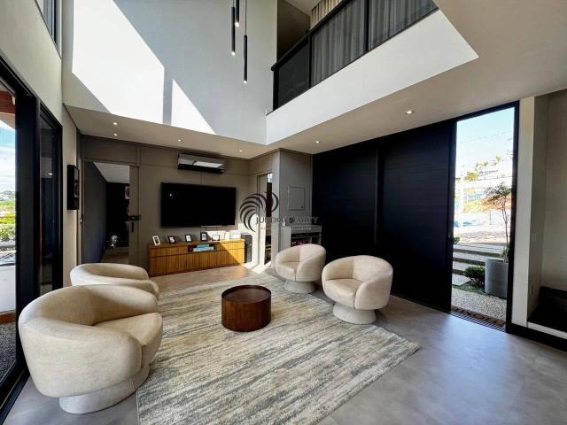 Casa / Sobrado em Condomínio para Venda em Itatiba/SP Reserva Santa Rosa 3 Quartos
