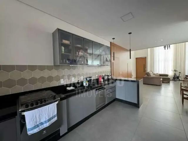 Casa / Sobrado em Condomínio para Venda em Itatiba/SP Reserva Santa Rosa 3 Quartos