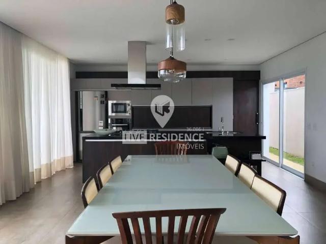 Casa / Sobrado em Condomínio para Venda em Itatiba/SP Residencial Terras Nobres 4 Quartos