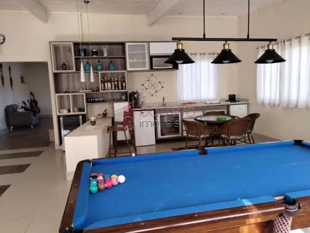 Casa / Sobrado em Condomínio para Venda em Itupeva/SP Bom Jardim 5 Quartos