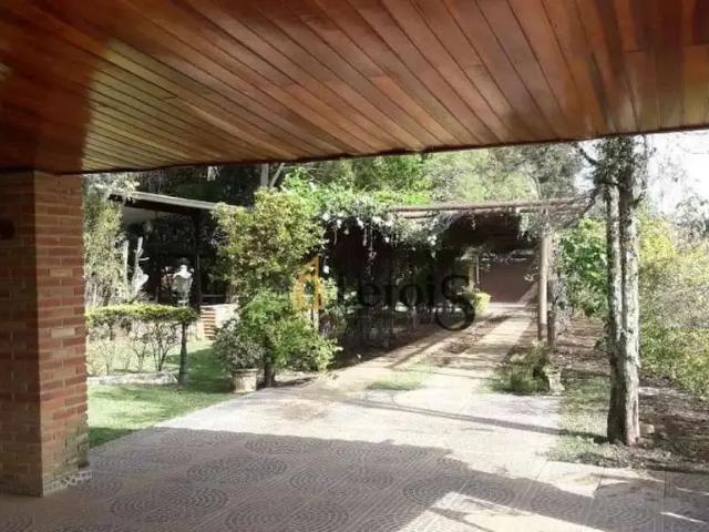Casa / Sobrado em Condomínio para Venda em Itu/SP Chácara Residencial Paraíso Marriot 5 Quartos