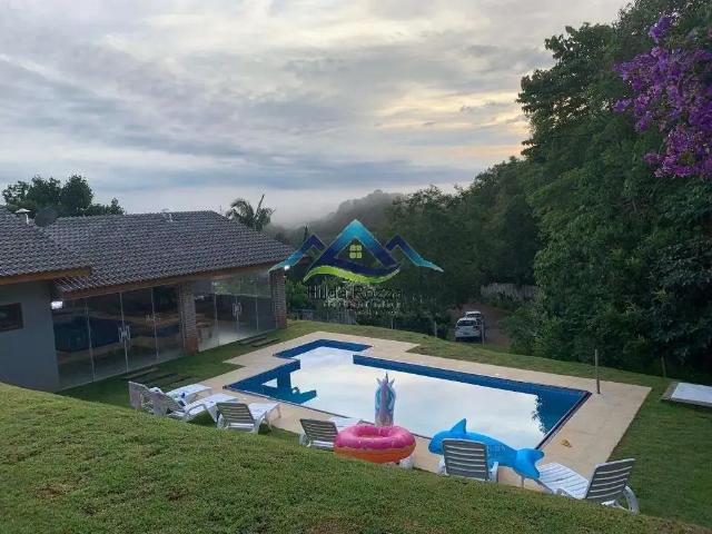 Casa / Sobrado em Condomínio para Venda em Ibiúna/SP Mirante 3 Quartos