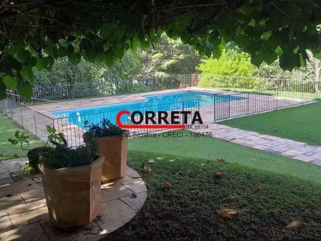 Casa / Sobrado em Condomínio para Venda em Ibiúna/SP Centro 4 Quartos