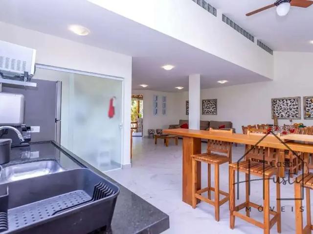 Casa / Sobrado em Condomínio para Venda em Ilhabela/SP Veloso 3 Quartos
