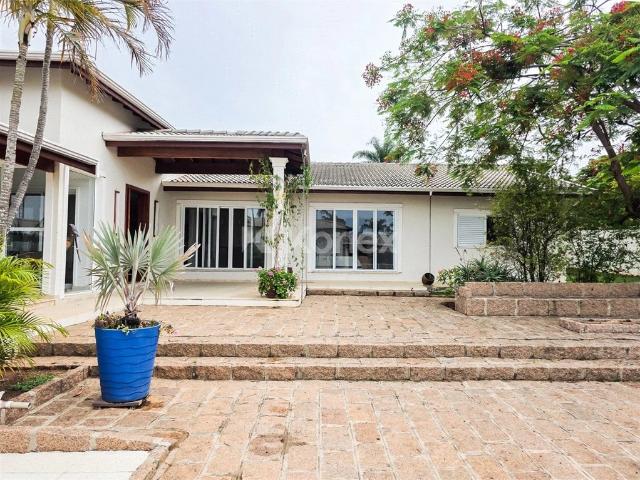 Casa / Sobrado em Condomínio para Venda em Indaiatuba/SP Vale das Laranjeiras 5 Quartos