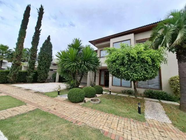 Casa / Sobrado em Condomínio para Venda em Indaiatuba/SP Vila Suíça 4 Quartos