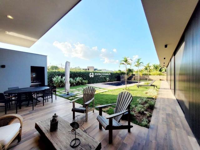 Casa / Sobrado em Condomínio para Venda em Indaiatuba/SP Jardim dos Lagos 4 Quartos