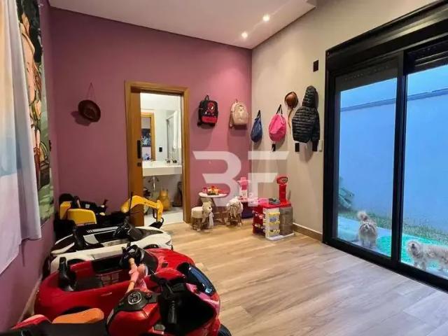 Casa / Sobrado em Condomínio para Venda em Indaiatuba/SP Jardins Di Roma 4 Quartos