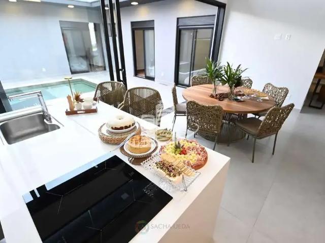 Casa / Sobrado em Condomínio para Venda em Indaiatuba/SP Residencial London Park 4 Quartos