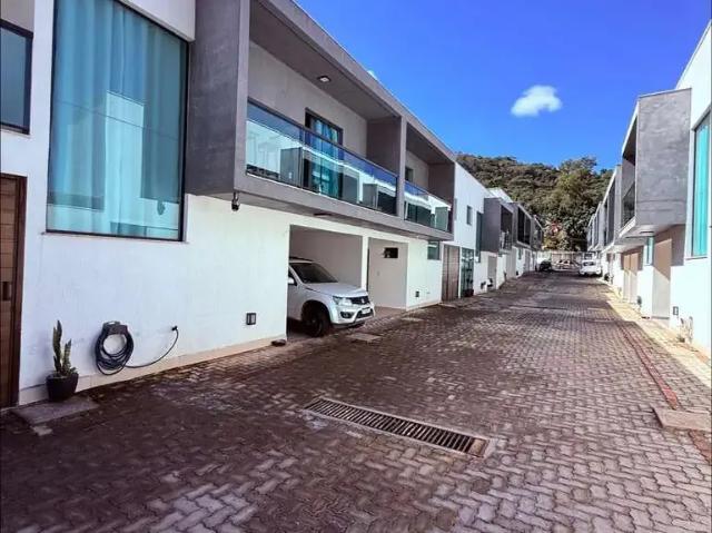 Casa / Sobrado em Condomínio para Venda em Juiz de Fora/MG Marilândia 3 Quartos