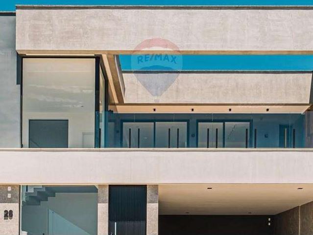 Casa / Sobrado em Condomínio para Venda em Juiz de Fora/MG Aeroporto 4 Quartos