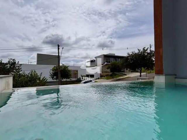 Casa / Sobrado em Condomínio para Venda em Juiz de Fora/MG Alphaville 3 Quartos