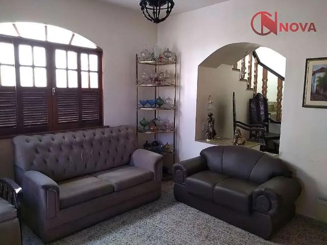 Casa / Sobrado em Condomínio para Venda em Juiz de Fora/MG Bairu 5 Quartos