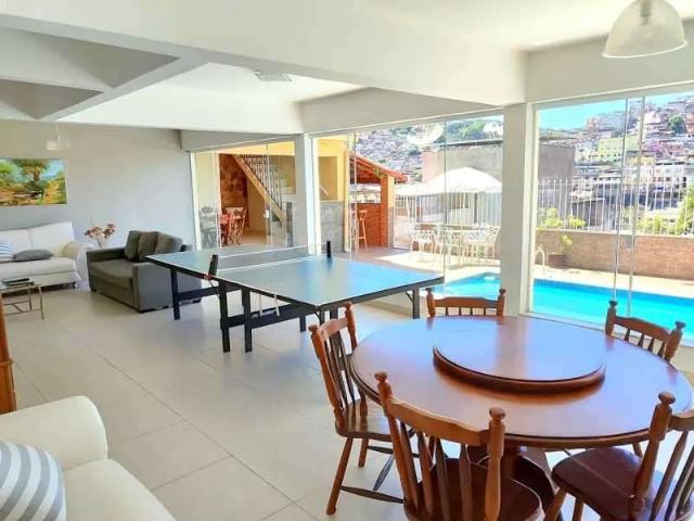 Casa / Sobrado em Condomínio para Venda em Juiz de Fora/MG Bairu 5 Quartos