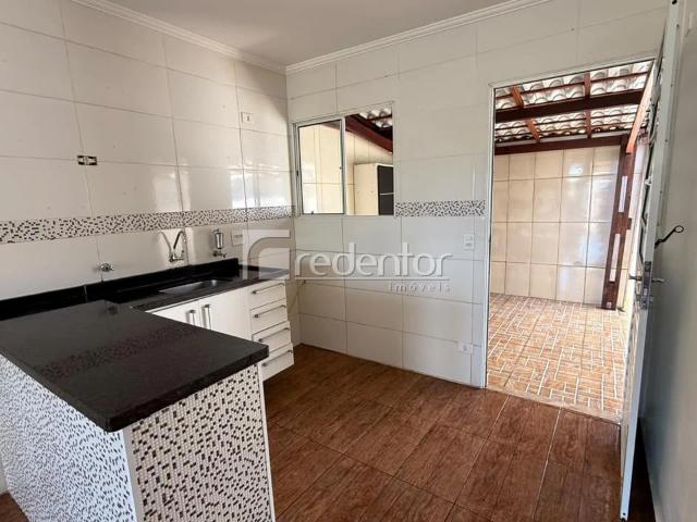 Casa / Sobrado em Condomínio para Venda em Juiz de Fora/MG Borboleta 2 Quartos