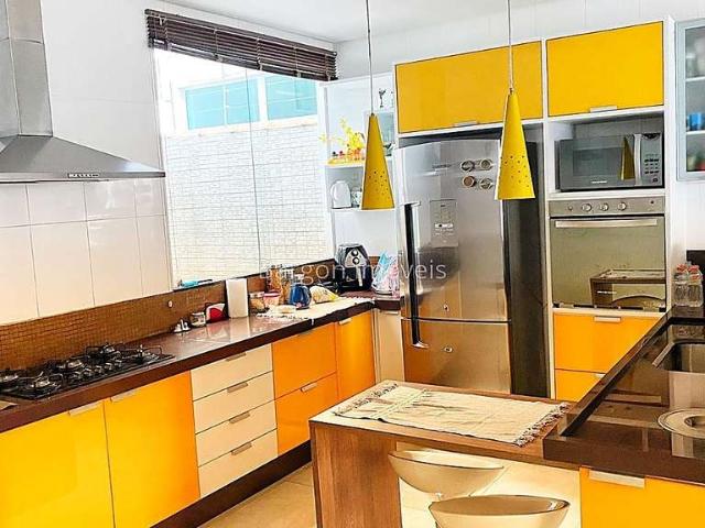 Casa / Sobrado em Condomínio para Venda em Juiz de Fora/MG Nova Gramado 3 Quartos