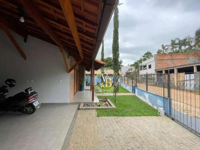 Casa / Sobrado em Condomínio para Venda em Juiz de Fora/MG Jardim L Ermitage 3 Quartos