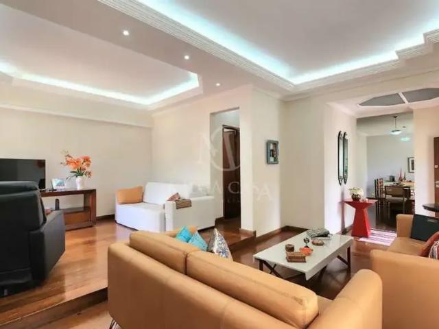 Casa / Sobrado em Condomínio para Venda em Juiz de Fora/MG Jardins Imperiais 5 Quartos