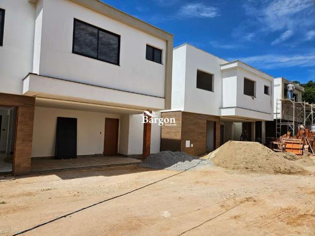 Casa / Sobrado em Condomínio para Venda em Juiz de Fora/MG Parque Jardim da Serra 3 Quartos