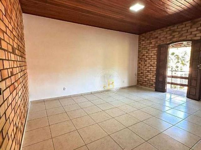 Casa / Sobrado em Condomínio para Venda em Juiz de Fora/MG Previdenciários 5 Quartos