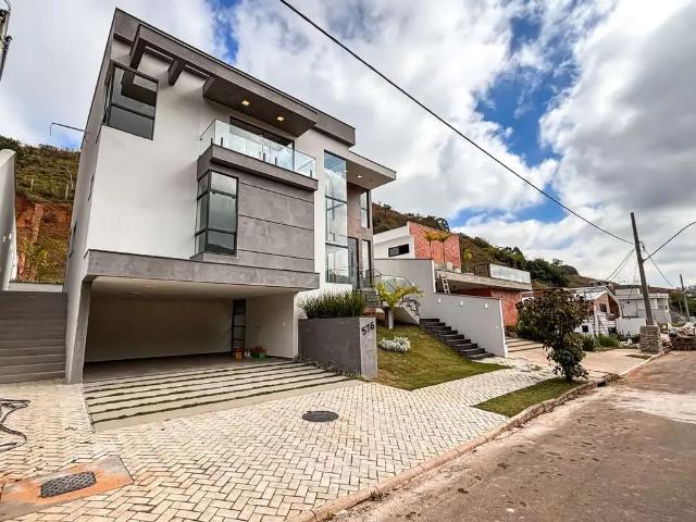 Casa / Sobrado em Condomínio para Venda em Juiz de Fora/MG São Pedro 4 Quartos