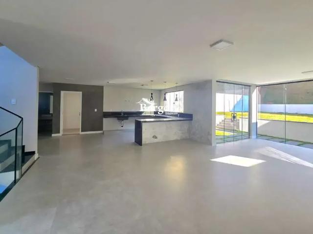 Casa / Sobrado em Condomínio para Venda em Juiz de Fora/MG São Pedro 4 Quartos