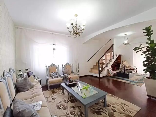 Casa / Sobrado em Condomínio para Venda em Juiz de Fora/MG São Pedro 5 Quartos