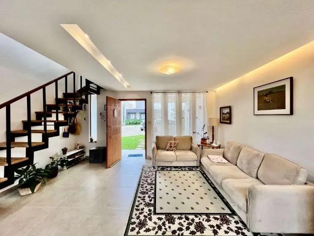 Casa / Sobrado em Condomínio para Venda em Juiz de Fora/MG Vina Del Mar 3 Quartos