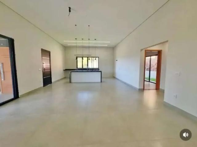 Casa / Sobrado em Condomínio para Venda em Jundiaí/SP Caxambu 3 Quartos