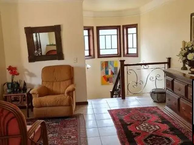 Casa / Sobrado em Condomínio para Venda em Jundiaí/SP Chácara Malota 4 Quartos