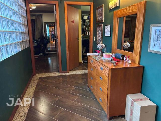 Casa / Sobrado em Condomínio para Venda em Jundiaí/SP Chácara Malota 4 Quartos