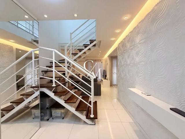 Casa / Sobrado em Condomínio para Venda em Jundiaí/SP Engordadouro 3 Quartos
