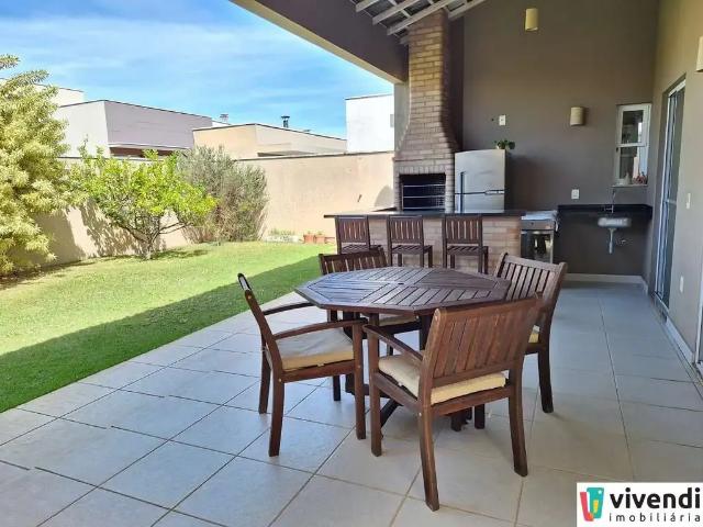 Casa / Sobrado em Condomínio para Venda em Jundiaí/SP Engordadouro 4 Quartos