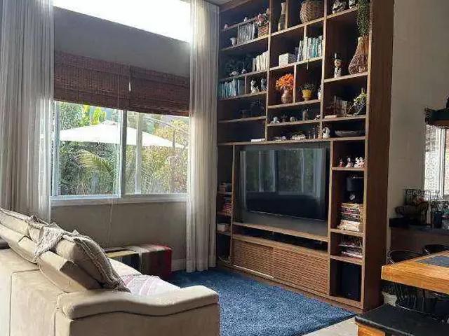 Casa / Sobrado em Condomínio para Venda em Jundiaí/SP Jardim Caxambu 4 Quartos