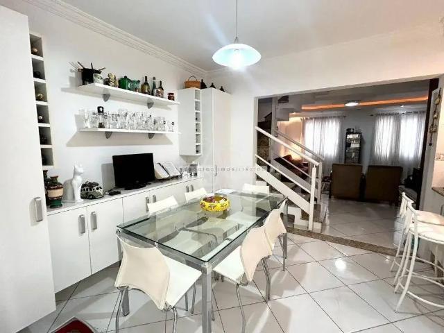 Casa / Sobrado em Condomínio para Venda em Jundiaí/SP Jardim Caxambu 3 Quartos