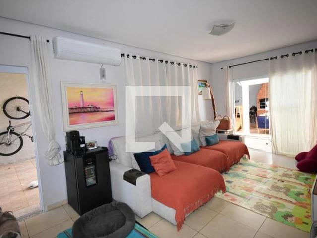 Casa / Sobrado em Condomínio para Venda em Jundiaí/SP Jardim das Samambaias 3 Quartos