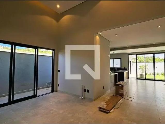 Casa / Sobrado em Condomínio para Venda em Jundiaí/SP Jardim das Samambaias 4 Quartos