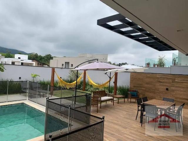 Casa / Sobrado em Condomínio para Venda em Jundiaí/SP Jardim das Samambaias 4 Quartos