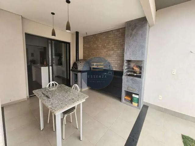 Casa / Sobrado em Condomínio para Venda em Jundiaí/SP Jardim das Samambaias 4 Quartos